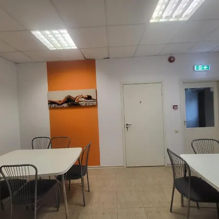 H18b Eurohotel Hostel