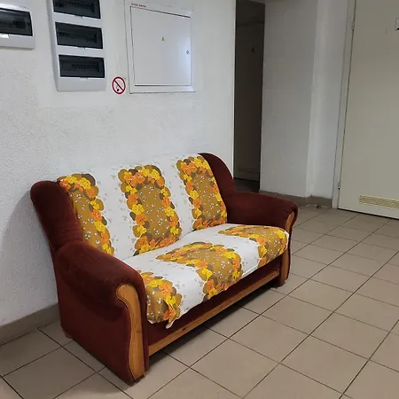 Hostel H18b Eurohotel Narva