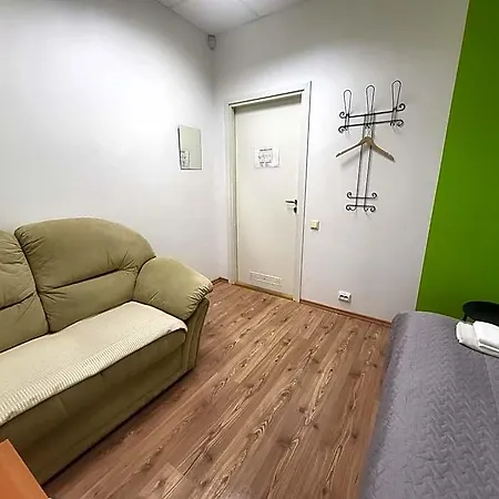H18b Eurohotel Hostel *