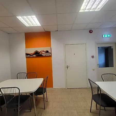 H18b Eurohotel Hostel