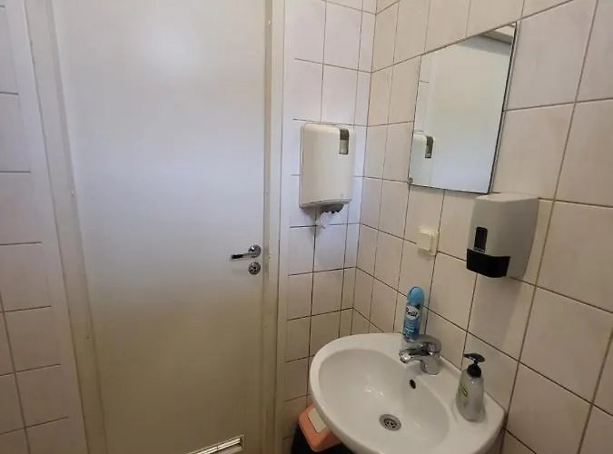 Vandrarhem H18b Eurohotel *